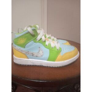 Nike Air Jordan 1 Mid SE ‘Recycled Grind’ DX4370-400 Sneakers (Kids Size 11C)
